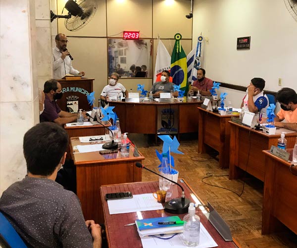 Faculdade Trilógica Keppe & Pacheco expôs ao Plenário e à população cambuquirense, o funcionamento dos cursos gratuitos oferecidos pela Instituição.
